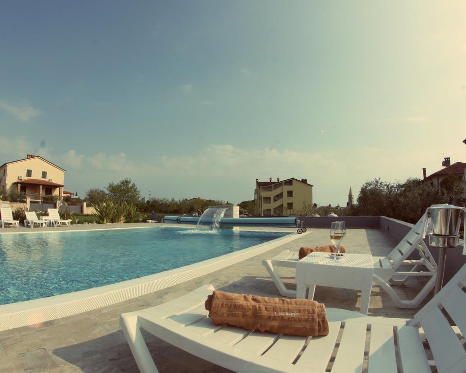 Villa Badi Lovrecica  Exterior photo